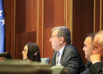Deharin nesër e ndihmon deputetja turke, ky është skenari i seancës së nesërme që e dakorduan partitë