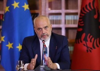 Rama reagon sërish, e quan Specialen “idiotësi ndërkombëtare”