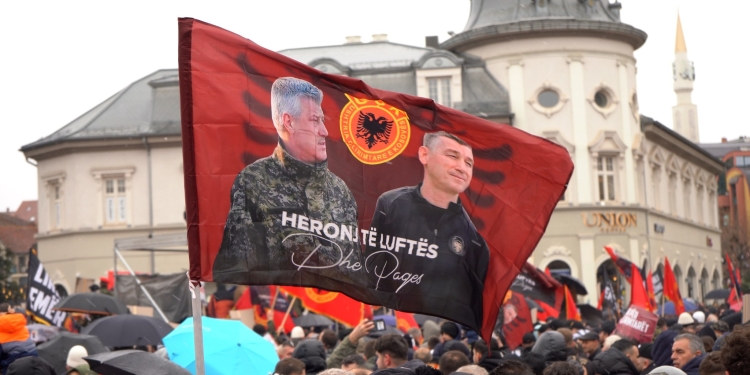 Kaq mijë qytetarë morën pjesë në marshin “Drejtësi, jo politikë”