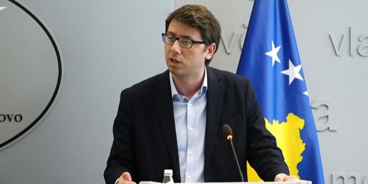 Vjosa Osmani apo një emër nga familja Jashari për President? Çka thotë Hekuran Murati?