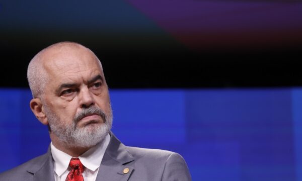 Edi Rama krah SHBA-së për sulmin ndaj Iranit: Terrorizmi duhet të emërtohet, dhe pasi të emërtohet, duhet të ndalet