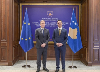 Konjufca takohet me Sorensen: Kosova synon dialog më efektiv me Serbinë