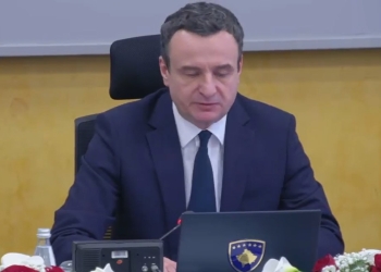 Kurti tregon kur do të ekzekutohet paga e 13-të për sektorin publik