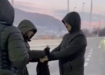 Publikohen pamje të arrestimit të Artan Grubit në Bllacë