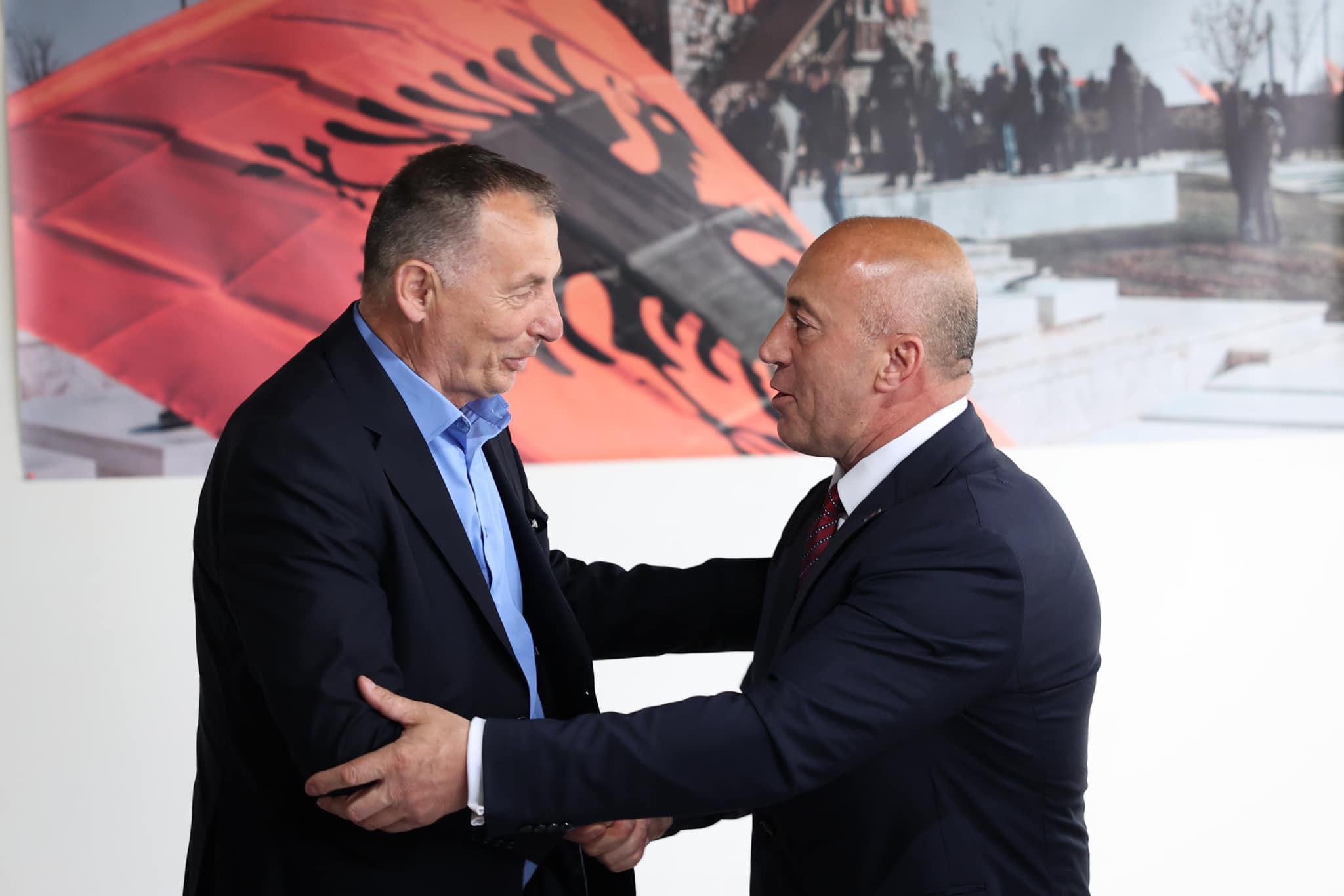 Selmanaj: Kompromisi më i mirë është kandidimi i Ramush Haradinajt për president