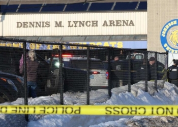 Të shtënat gjatë ndeshjes së hokejit në Rhode Island, tre të vdekur dhe tre të plagosur rëndë