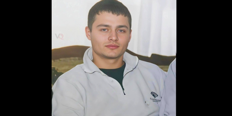 Ambasadori i Kosovës në NATO, Astrit Zemaj kujton Enisin: Ditëlindja jote na rikthen buzëqeshjen, dashurinë dhe mallin për ty