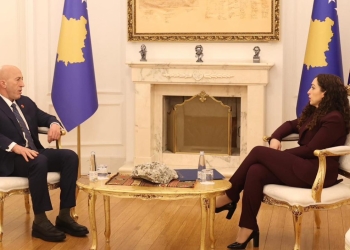 Haradinaj takohet me Osmanin, vlerëson partneritetin me SHBA dhe Bordin e Paqes