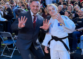 “Rrafsh 9 copa të arta”, xhudoja kosovare e “pushton” prapë Parisin