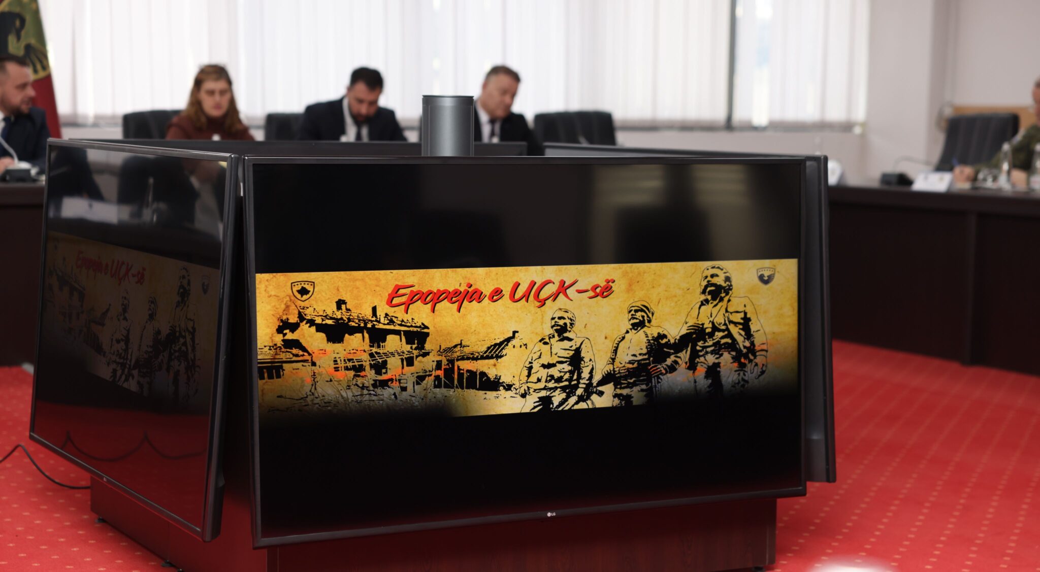 Shteti nis përgatitjet për Epopenë e UÇK-së, miratohet edhe logoja zyrtare