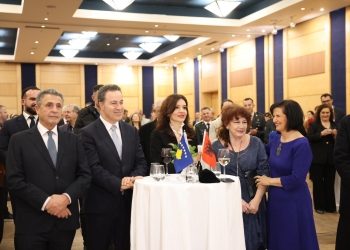 Spiropali: Shqipëria qëndron krah Kosovës si motër dhe si aleate