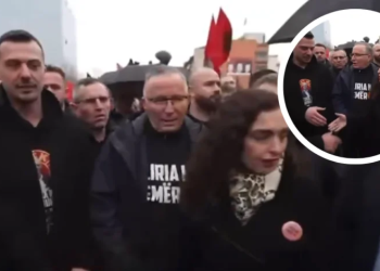 Momenti kur takohet Osmani me djalin e Thaçit, ky i fundit e përshëndet ftohtë