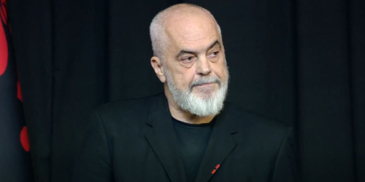 Rama i kërkon Trumpit të ndërhyjë për gjykimin e Hashim Thaçit: Për hir të Zotit, të bëjmë diçka