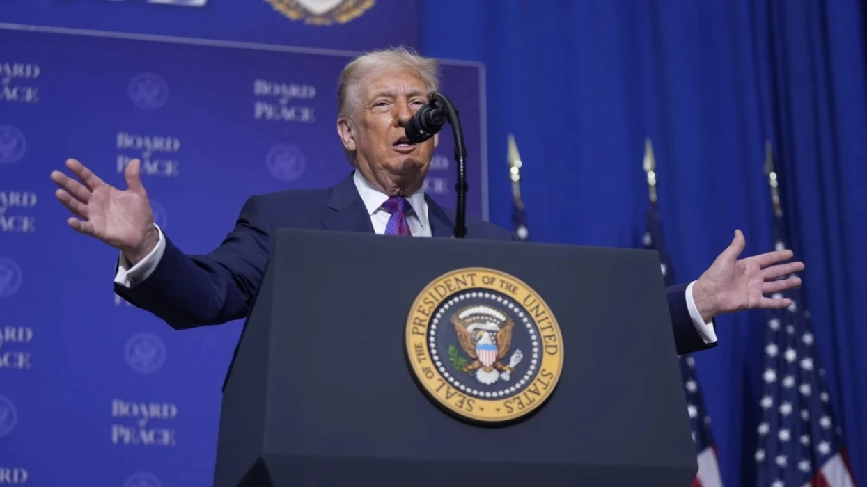 Trump: Kam përfunduar tetë luftëra – përfshirë Kosovë‑Serbi