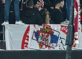 Tifozët e Lille me pankartë të turpshme për Kosovën, Crvena Zvezda  i falënderoi në frëngjisht