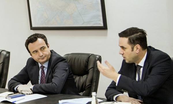 Kurti takohet sot me Abdixhikun për çështjen e presidentit