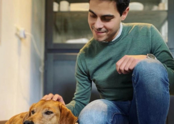 Rob Jetten, kryeministri holandez që adoptoi qenin nga Kosova