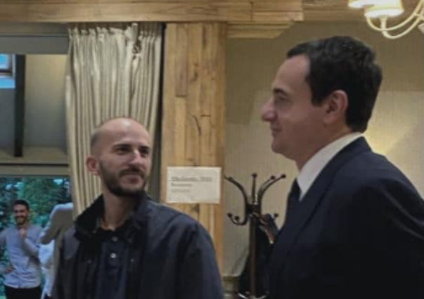 Kurti i ndërron pozitën Manxhukës, e emëron zëdhënës të Qeverisë