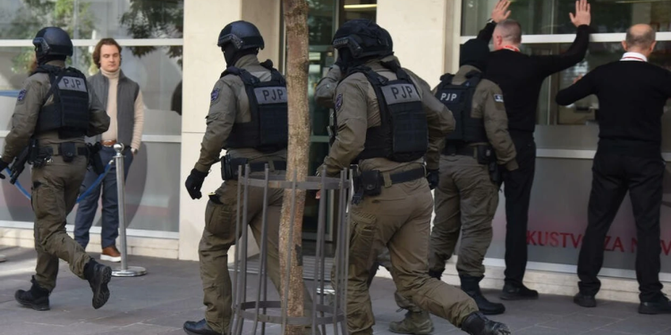 Policia malazeze bastis pronat e vëllait të Milo Gjukanoviqit