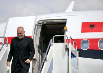 Rama niset për në Vatikan, pritet të takohet me  Papa Leoni XIV