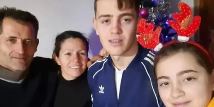 Vdiqën tragjikisht në Itali, mblidhen mbi 75 mijë euro për kthimin e 4 trupave të familjes Kola në Shqipëri