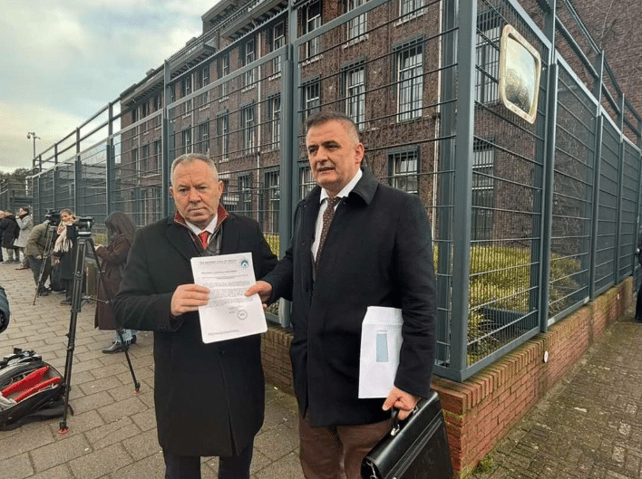 OVL-UÇK dorëzon rezolutën në Hagë për proces të drejtë gjyqësor, mbështetur nga 30 deputetë zviceranë