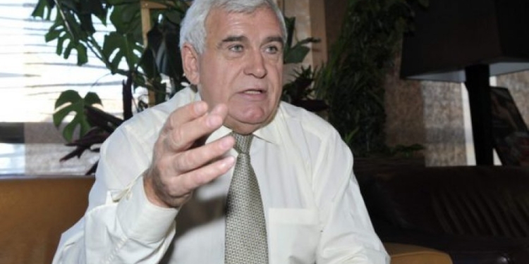 Vllasi: Masat e BE-së s’duhet të lidhen me dialogun Kosovë-Serbi