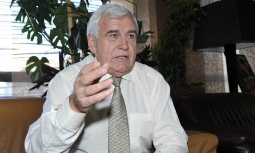 Vllasi: Masat e BE-së s’duhet të lidhen me dialogun Kosovë-Serbi