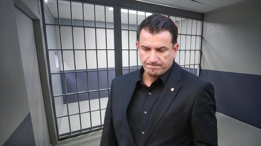 Erion Veliaj mbetet në burg