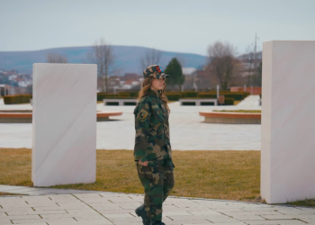 14-vjeçarja nga Drenasi me dedikim prekës për 18-vjetorin e Pavarësisë së Kosovës