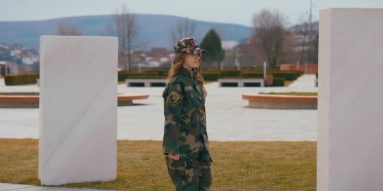 14-vjeçarja nga Drenasi me dedikim prekës për 18-vjetorin e Pavarësisë së Kosovës