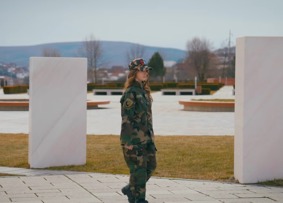 14-vjeçarja nga Drenasi me dedikim prekës për 18-vjetorin e Pavarësisë së Kosovës