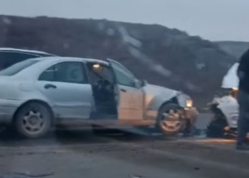 Aksident në Dollc të Klinës, përplasen disa vetura