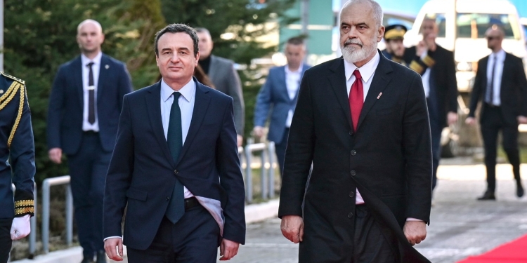 Edi Rama për vizitën në Prishtinë: Një eksperiencë emocionale dhe inspiruese