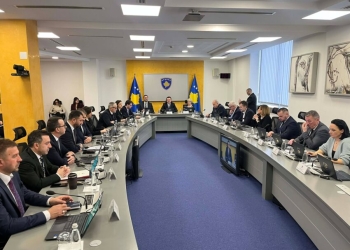 Qeveria themelon Këshillin për shënimin e 28-vjetorit të Epopesë së UÇK-së