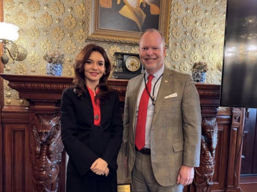 Elisa Spiropali pritet në Shtëpinë e Bardhë