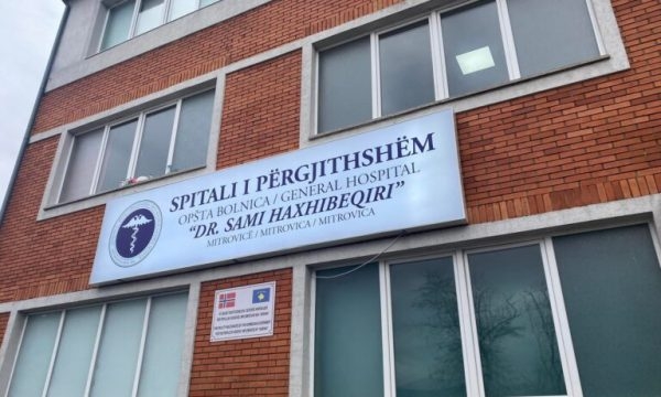 Spitali i Mitrovicës mbetet pa rrymë, pjesët kritike funksionojnë me gjeneratorë