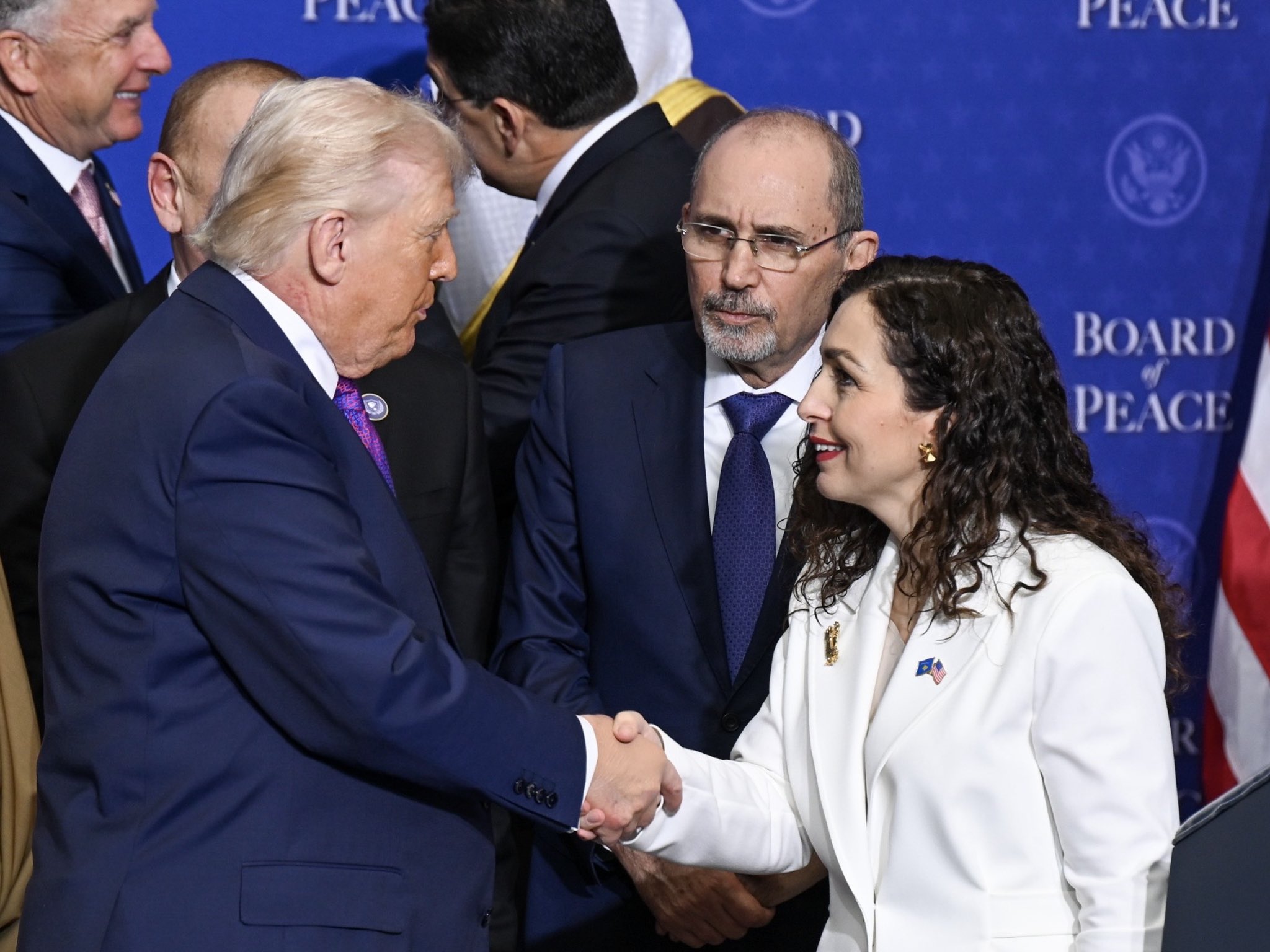 Osmani falënderon Trumpin për partneritetin në Bordin e Paqes