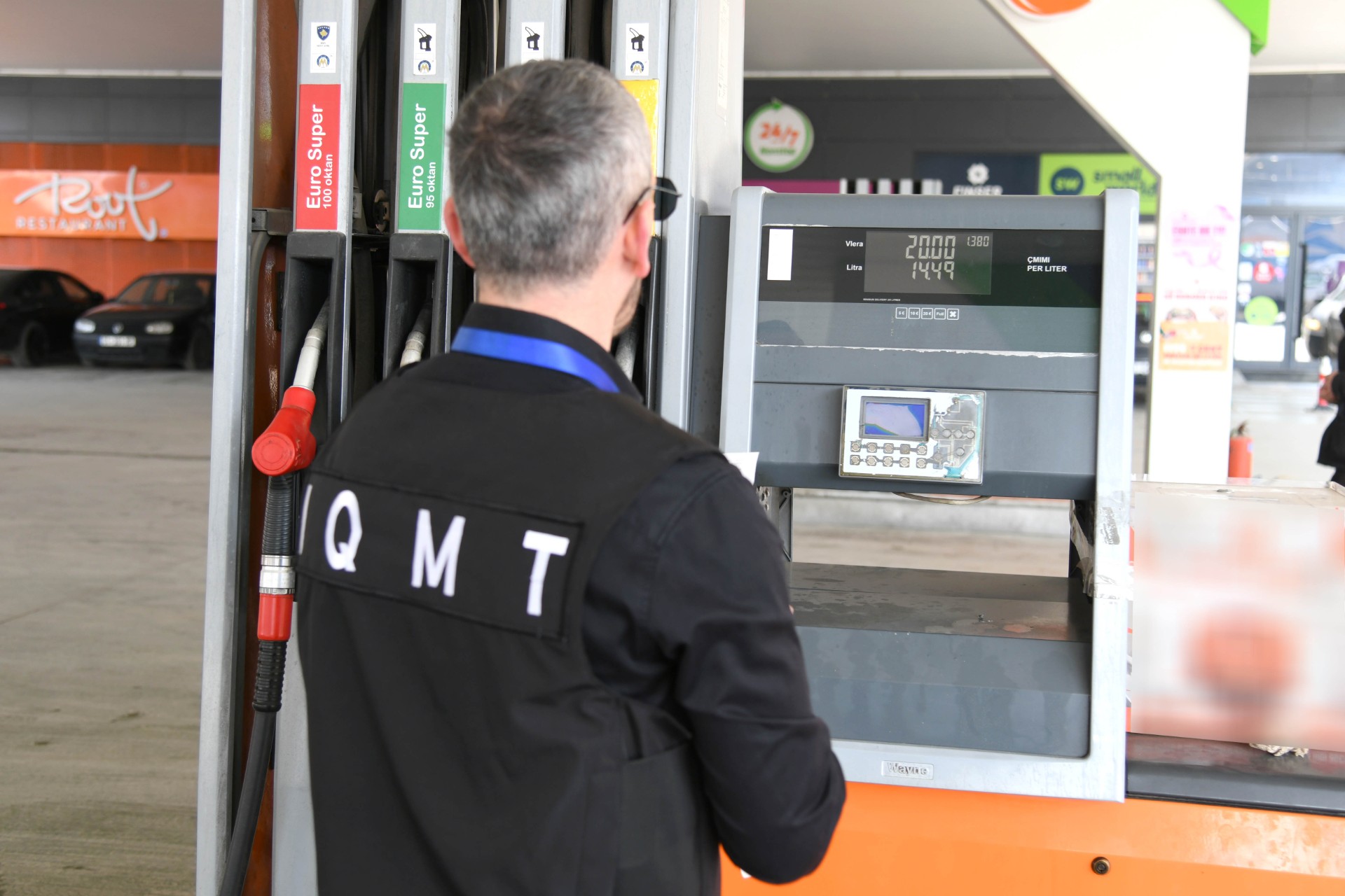 MINT publikon çmimet: Nafta deri në 1.55€, benzina deri në 1.32€ për litër në tregun vendor – Inspektimet po vazhdojnë