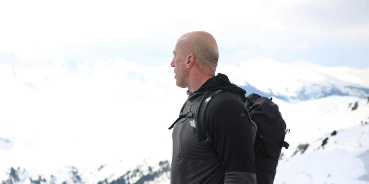 Ramush Haradinaj ndjek garën e skijimit në Deçan, thekson potencialin e Kosovës për turizëm malor