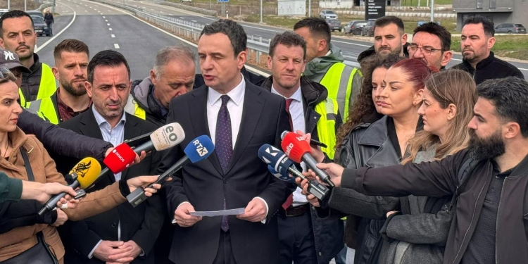 Përurohet segmenti i rrugës Vushtrri–Prishtinë