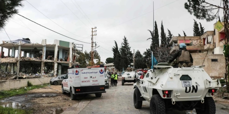 Rriten tensionet në kufirin Izrael-Liban, goditet selia e OKB-së në Naqura