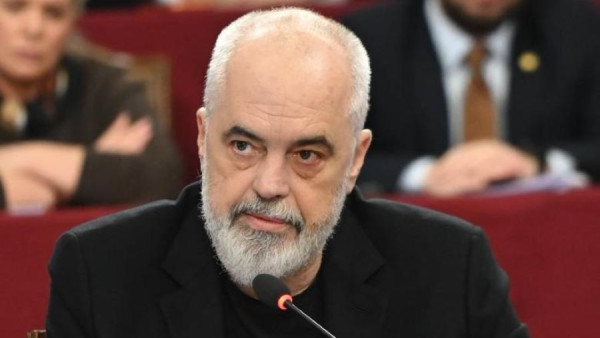 Rama pas dakordimit për Ligjin për të Huajt: BE t’ia heq masat Kosovës, të shtyhet përpara aplikimi për BE