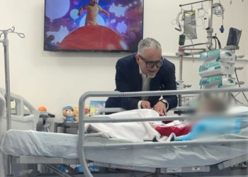 Klinika e Pediatrisë jep detaje të reja për gjendjen e 5-vjeçarit nga Lipjani, e viziton edhe ministri Vitia