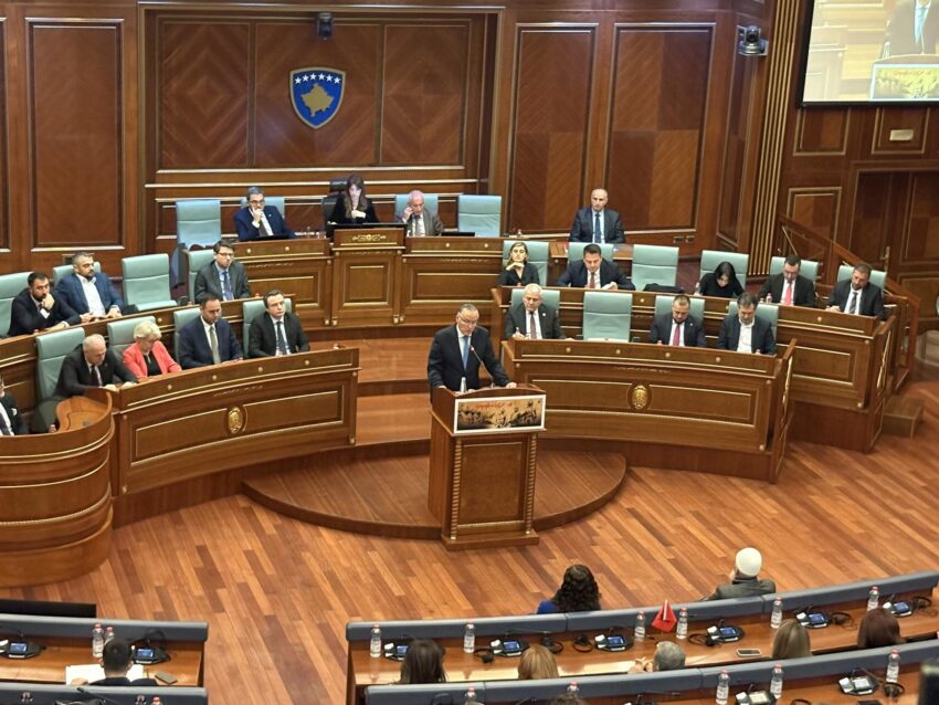 Hamza: Prekazi u bë altari i lirisë, ndërsa në Hagë po tentohet rishkrimi i historisë sonë të lavdishme