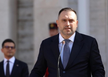 Stërvitjet ushtarake serbe pranë kufirit me Kosovën, reagon ministri i Mbrojtjes i Shqipërisë
