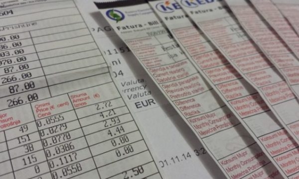 Ministria për Familje: Qytetarët që s’i kanë pranuar subvencionet për rrymë për dhjetor e janar mund t’i marrin ato nga nesër