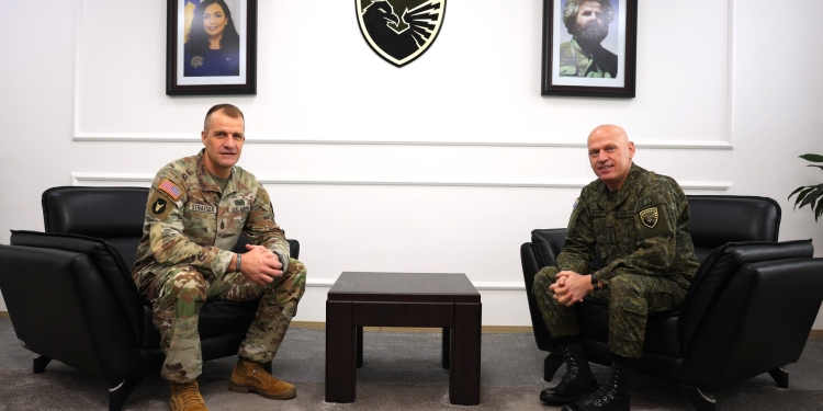Jashari takon Strasser, diskutuan për bashkëpunimin mes FSK-së dhe Gardës Nacionale të Ajovës