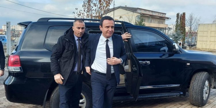 Kurti: Ne naftë s’kemi në Kosovë, prandaj propozimet për heqjen e akcizës e tvsh-së s’janë mirë të menduara
