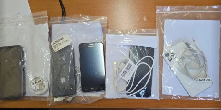 Parandalohet futja e 5 telefonave në Qendrën e Paraburgimit në Mitrovicë